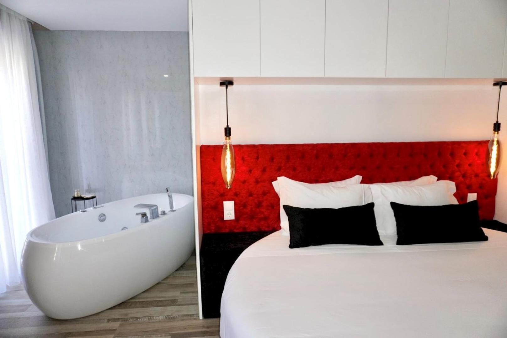 Lux'Otel City Lodge Barcelos Exterior photo