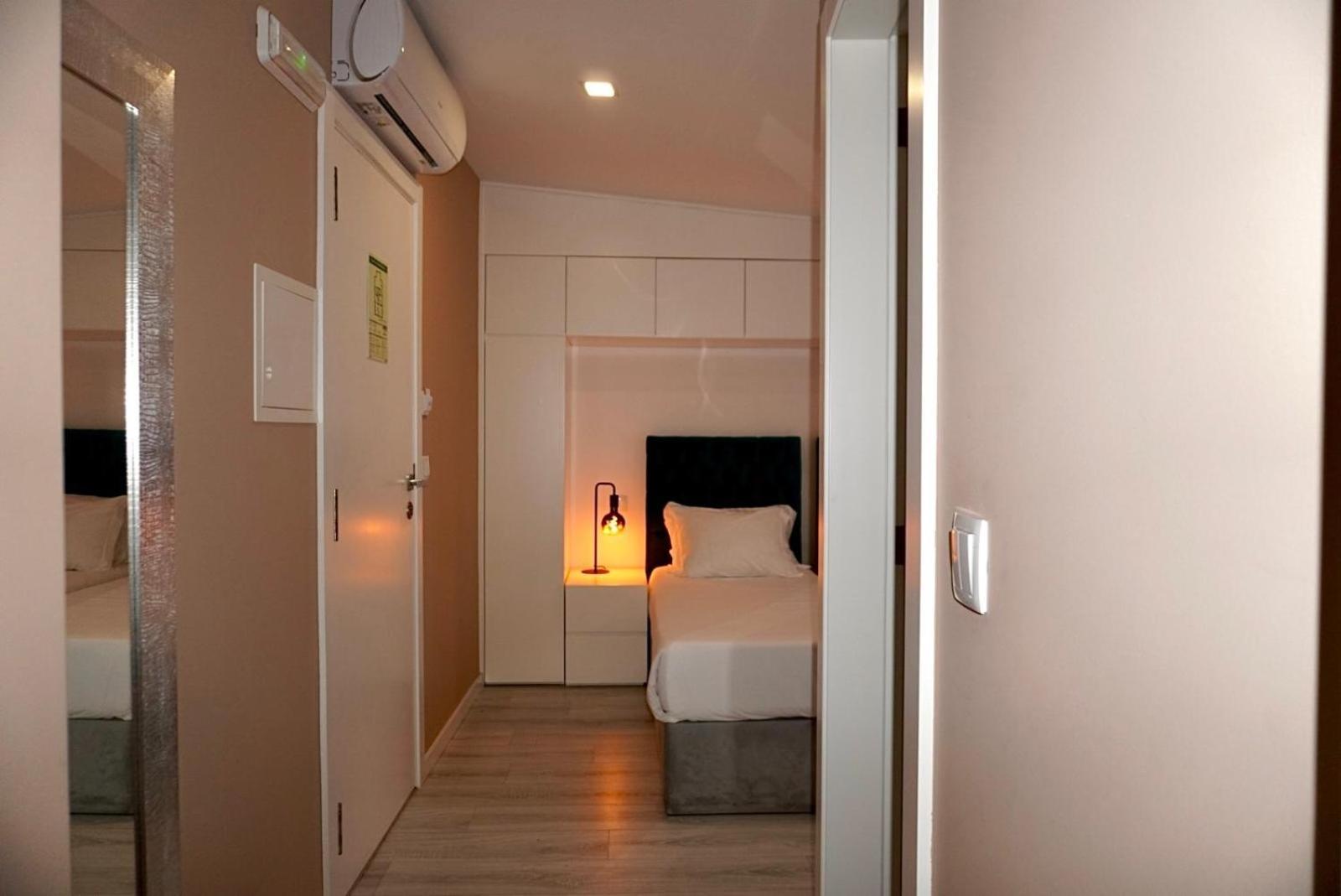 Lux'Otel City Lodge Barcelos Exterior photo